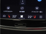 Google搭載によりさまざまな機能をハンズフリー操作できます。またフロントには、ステアリングホイールヒーター&シートヒーターを装備!厳寒の地、北欧スウェーデン発祥のブランドならではのオプションです。