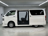 ご購入して頂いた車両は、ご納車前に、しっかり点検・整備してからの、ご納車になります。点検箇所は、エンジンオイル交換・ワイパーゴム・ブレーキ点検・調整・その他を確認のうえ、ご納車いたします。