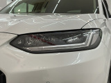 LEDヘッドライトは、点灯の瞬間から最大光量を発揮し、突然暗くなるトンネルなどでの安定感を高めます。
