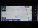 ナビゲーションを装備。タッチパネル式で使いやすく、お出かけも楽々です♪
