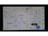 ディスプレイオーディオを装備。スマホとクルマをつなぐことで、これまでのナビに加えて、いろんなサービスが楽しめます。