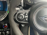車両の詳細、ご質問につきましては、弊社営業スタッフまでお気軽にご連絡下さいませ。遠方のお客様には実車の詳細画像の送信も承ります。お客様からのお問合せをお待ち致しております。