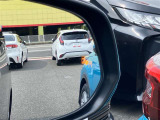 ブラインドスポットモニター★後方側から接近してくる車両等を検知して危険を知らせしてくれる大変便利な機能です!