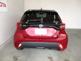 バックカメラが付いているので後方確認が非常にしやすいです。今や運転初心者も熟練者も必須装備!
