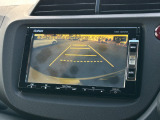 カーナビにバックモニターが連動しておりますので、駐車が苦手な方も安心です♪