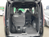 【ラゲッジスペース】展示車両のシートアレンジなど実際にお使いになるシチュエーションを想像しながらご覧いただけます♪