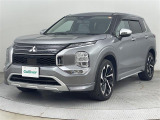 アウトランダー PHEV 2.4 P 4WD 本革シート