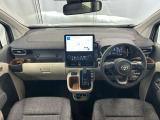 YouTubeにお車の紹介動画を掲載しております。画像ではわかりにくい細かなところまで紹介♪ご視聴用URLはお問合せください。
