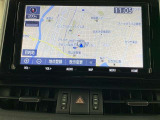 メモリーナビを装備。お出かけラクラク