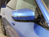 【BMWミラー】視認性の高いスタイリッシュなミラー。自動防眩機能も付いており夜間のドライビングをサポートします。