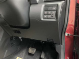 運転席周辺にある各種スイッチ画像です。