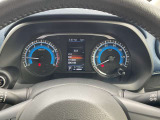 視認性の高いメーターで運転情報を的確に把握できます!