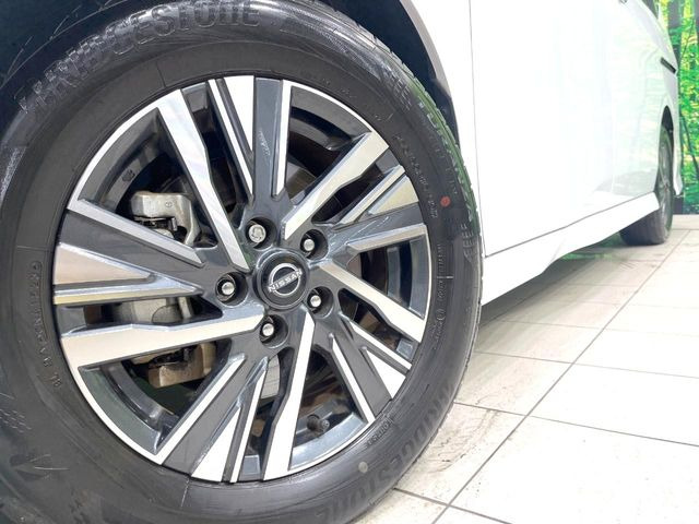 日産 セレナ 1.4 e-POWER ルキシオン の中古車詳細 (22,090km