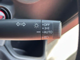 [オートライト]AUTOに合わせておくだけで夜間や、トンネル内で自動でヘッドライトが点灯します!付け忘れ消し忘れがないので楽々☆