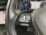 ◆クルーズコントロールにレーダーセンサーを組み合わせ、先行車を測定し設定されたスピードを上限に自動で加減速を行います。一定の車間距離を維持することで、長距離走行でのドライバーの疲労を低減させます。