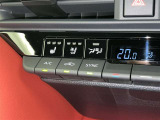 シートベンチレーション付きです。シートと密着部分の空気を換気して蒸れを防いでくれるので、暑い時期も快適に過ごせます♪一度使ったら手放せません!
