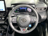 【純正革巻きステアリング】上質な革を使用することで、手にしっかり馴染みとても運転しやすいハンドルです♪
