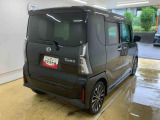 当店では車両本体価格以外に、諸費用を含めた支払総額も表示しておりますので、お客様の予算にピッタリのおクルマお選びができます。コーティングやJAFをセットにしたオトクな購入パックも好評です。