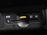 ETC車載器付きです。高速道路の料金所もスムーズに通過できます。