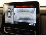 バックガイドモニターで、後方を確認しながら安心して駐車することができます。運転初心者も熟練者も必須の機能ですよ!