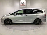 購入後も自社指定整備工場完備でお客様の愛車をしっかりサポート致します!御納車時には安全かつ安心してお乗り頂けるようホンダ専門知識を持つ整備スタッフが点検・整備・装備も説明をしてお渡ししております。