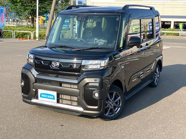 タント ファンクロス 4WD 