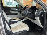 XC40 アルティメット B4 AWD 4WD 本革シート