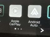 スマホとクルマをつなぐことで、これまでのナビに加えて、いろんなサービスが楽しめます。