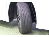 タイヤサイズ 205/55R17。