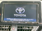 【大画面ナビ】人気の大型9インチナビを装備。存在感のある大画面はインパクト大!ナビ利用時のマップ表示は見やすく、テレビやDVDは臨場感がアップ!いつものドライブがグッと楽しくなります♪