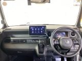 フロントガラスが大きく、ワイドな視界で運転もしやすくなるように、設計されています。