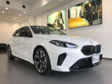 【BMWの伝統-2】時代を超える美しさ。磨き抜かれたエアロダイナミクスが瞳を奪う。一目で伝わるスポーティーなプロポーションは、BMWの走行性能を生み出すのに欠かせない要因の一つです。