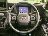 【ステアリングスイッチ】運転中、前方から目線をそらすことなく、オーディオ等の操作が可能な便利機能!安心&快適なドライブを演出してくれます♪