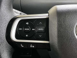 手元でオーディオの音量調整やソース切り替えができるスイッチです!運転中でも視線や姿勢を変えることなく、簡単に操作できるのでとても便利ですね♪