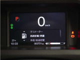 7インチの液晶メーターで、速度表示やHonda SENSING作動表示などを、分かりやすく表示 見やすさを追求したメーターです。