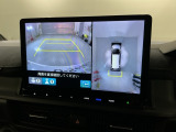 全方位モニターがついています! 車の周囲を360&deg;安全確認できるので、普段の駐車はもちろんの事、縦列駐車や幅寄せの際にも活躍してくれますよ。