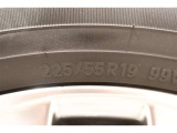 225/55R19    車両装着タイヤサイズです。 タイヤのご相談もトヨタモビリティ石川にお任せください