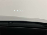 当店ではトヨタauショップ併設しております。お車と一緒にau携帯の機種変更も可能です♪また、自動車保険も取り扱っております。車の支払いと自動車保険の支払いをまとめてお支払い可能なプランもあります♪