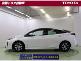 車線はみ出し防止警告【レーンアシスト】、衝突予防および衝突安全システム【PCS】で安心を。障害物や歩行者などを検知、警告してくれる【クリアランスソナー】がトラブルを未然に防ぐサポートをしてくれます。