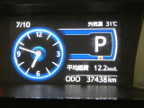 入庫時のメーター走行距離になります。また構内移動等により若干距離が伸びることがありますがご了承ください。