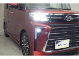 話題のLEDヘッドランプが採用されております! 省電力で長寿命、しかもとても明るく熱くなりにくい性質を持ったライトになります。虫も寄ってきにくい性質も持っております。