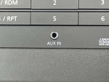 接続可能なAUX端子付き!