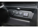 シートヒーター/充電・通信用USB-A端子/12Vシガーソケット