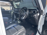 ラングラー アンリミテッド サハラ 4WD 本革シート