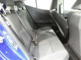 気になる汚れは「まるまるクリン」で解消! 当社の中古車はシートを外して隅々までキレイにクリーニングしてあります(但し、一部 高年式車両等は除きます)
