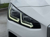 LEDヘッドライトで視界も良好です。見た目も恰好良いです。