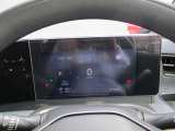 メーター内のカラーデイスプレイには運転をサポートする情報を表示します。