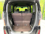 普段のお買い物や通勤、送迎等に十分な荷室スペースを確保しております。セカンドシートを倒すと、大きな荷物の積載も可能です♪