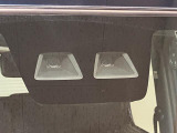 スマアシ3 1.対歩行者対車両衝突警報機能 ブザー等でお知らせ 2.弱い事前ブレーキ作動 3.被害軽減ブレーキアシスト ブレーキアシストが作動 制動力を高めます 4、強いブレーキが作動します!