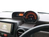 運転席廻りです。